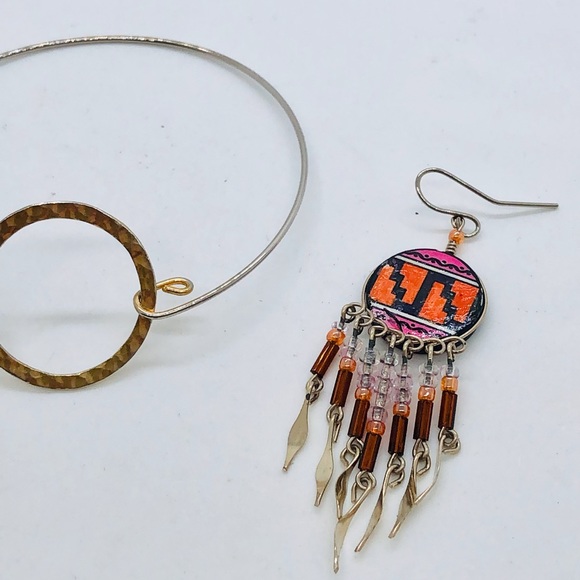 Vintage Southwestern Earrings & Dainty Bracelet - Picture 8 of 13